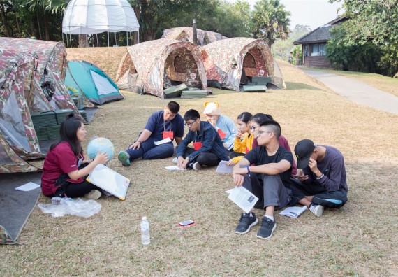 ภาพกิจกรรม โปรแกรมวิชาฟิสิกส์ จัดกิจกรรมค่ายดาราศาสตร์ สำหรับนักเรียนห้องเรียนพิเศษวิทยาศาสตร์ คณิตศาสตร์ และเทคโนโลยี (SMAT)