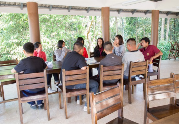 ภาพกิจกรรม โปรแกรมวิชาฟิสิกส์ จัดกิจกรรมค่ายดาราศาสตร์ สำหรับนักเรียนห้องเรียนพิเศษวิทยาศาสตร์ คณิตศาสตร์ และเทคโนโลยี (SMAT)