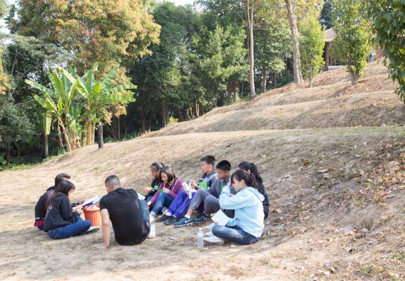 ภาพกิจกรรม โปรแกรมวิชาฟิสิกส์ จัดกิจกรรมค่ายดาราศาสตร์ สำหรับนักเรียนห้องเรียนพิเศษวิทยาศาสตร์ คณิตศาสตร์ และเทคโนโลยี (SMAT)