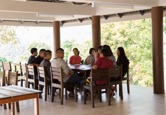 ภาพกิจกรรม โปรแกรมวิชาฟิสิกส์ จัดกิจกรรมค่ายดาราศาสตร์ สำหรับนักเรียนห้องเรียนพิเศษวิทยาศาสตร์ คณิตศาสตร์ และเทคโนโลยี (SMAT)