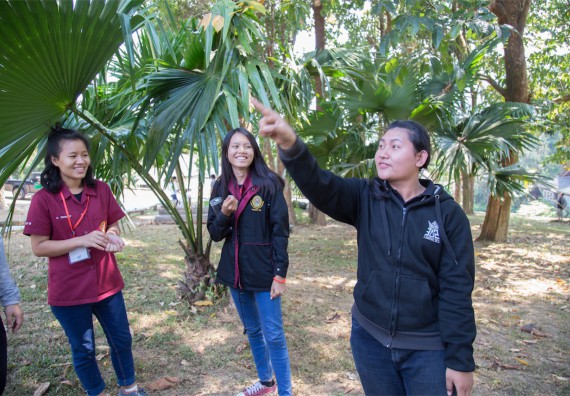 ภาพกิจกรรม โปรแกรมวิชาฟิสิกส์ จัดกิจกรรมค่ายดาราศาสตร์ สำหรับนักเรียนห้องเรียนพิเศษวิทยาศาสตร์ คณิตศาสตร์ และเทคโนโลยี (SMAT)