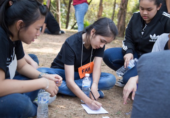 ภาพกิจกรรม โปรแกรมวิชาฟิสิกส์ จัดกิจกรรมค่ายดาราศาสตร์ สำหรับนักเรียนห้องเรียนพิเศษวิทยาศาสตร์ คณิตศาสตร์ และเทคโนโลยี (SMAT)