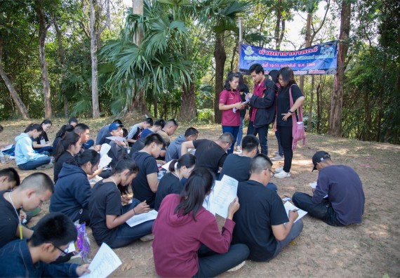 ภาพกิจกรรม โปรแกรมวิชาฟิสิกส์ จัดกิจกรรมค่ายดาราศาสตร์ สำหรับนักเรียนห้องเรียนพิเศษวิทยาศาสตร์ คณิตศาสตร์ และเทคโนโลยี (SMAT)
