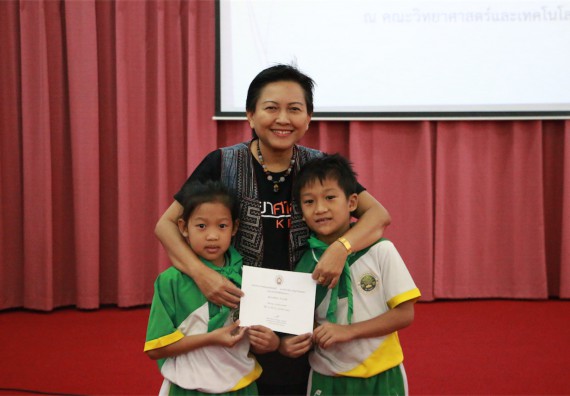 ภาพกิจกรรม ค่ายวิทยาศาสตร์โรงเรียนทรัพย์สถิตย์วิทยาคาร