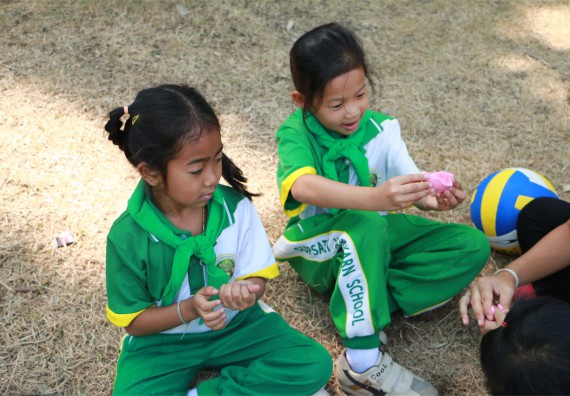 ภาพกิจกรรม ค่ายวิทยาศาสตร์โรงเรียนทรัพย์สถิตย์วิทยาคาร