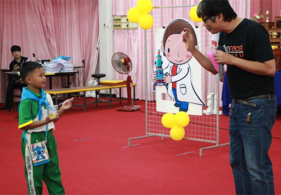 ภาพกิจกรรม ค่ายวิทยาศาสตร์โรงเรียนทรัพย์สถิตย์วิทยาคาร