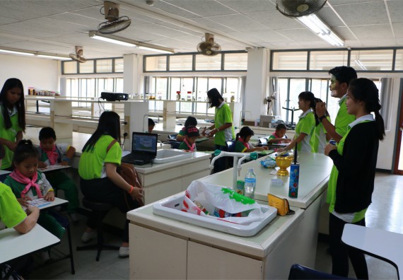 ภาพกิจกรรม ค่ายวิทยาศาสตร์โรงเรียนทรัพย์สถิตย์วิทยาคาร