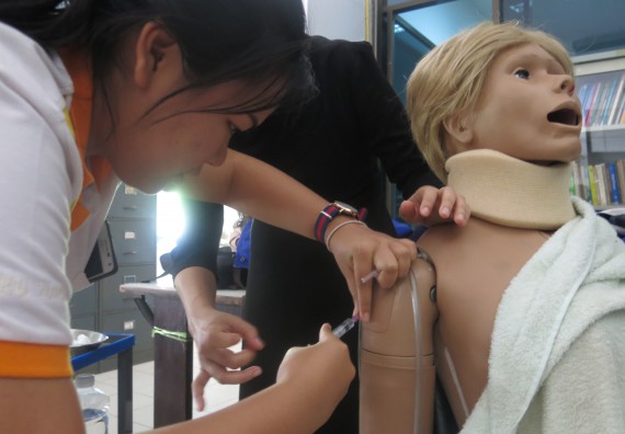 ภาพกิจกรรม โปรแกรมวิชาสาธารณสุขศาสตร์ จัดการอบรม เรื่อง การฉีดยา