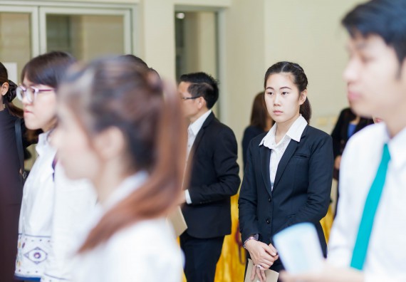 บุคลากรและนักศึกษาคณะวิทยาศาสตร์และเทคโนโลยี  เข้าร่วมงานพิธีมอบรางวัลยอดเยี่ยม ทุนการศึกษาบุคคลและองค์กรดีเด่นทางวิทยาศาสตร์ ประจำปีที่ 49 พ.ศ.2559 มูลนิธิศาสตราจารย์ ดร.แถบ  นีละนิธิ