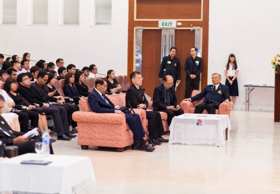 บุคลากรและนักศึกษาคณะวิทยาศาสตร์และเทคโนโลยี  เข้าร่วมงานพิธีมอบรางวัลยอดเยี่ยม ทุนการศึกษาบุคคลและองค์กรดีเด่นทางวิทยาศาสตร์ ประจำปีที่ 49 พ.ศ.2559 มูลนิธิศาสตราจารย์ ดร.แถบ  นีละนิธิ