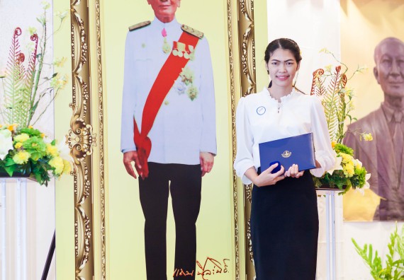 บุคลากรและนักศึกษาคณะวิทยาศาสตร์และเทคโนโลยี  เข้าร่วมงานพิธีมอบรางวัลยอดเยี่ยม ทุนการศึกษาบุคคลและองค์กรดีเด่นทางวิทยาศาสตร์ ประจำปีที่ 49 พ.ศ.2559 มูลนิธิศาสตราจารย์ ดร.แถบ  นีละนิธิ