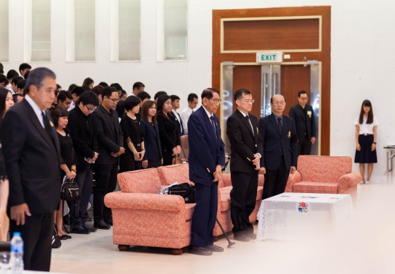 บุคลากรและนักศึกษาคณะวิทยาศาสตร์และเทคโนโลยี  เข้าร่วมงานพิธีมอบรางวัลยอดเยี่ยม ทุนการศึกษาบุคคลและองค์กรดีเด่นทางวิทยาศาสตร์ ประจำปีที่ 49 พ.ศ.2559 มูลนิธิศาสตราจารย์ ดร.แถบ  นีละนิธิ