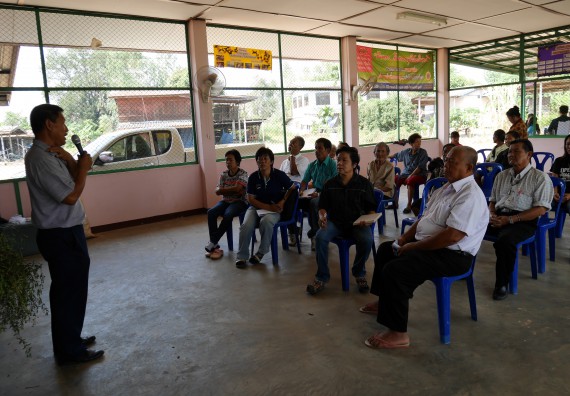 ภาพกิจกรรม ศูนย์บริการทางการแพทย์แผนไทยและการแพทย์ทางเลือก จัดอบรม เรื่องการปรับสมดุลร่างกาย