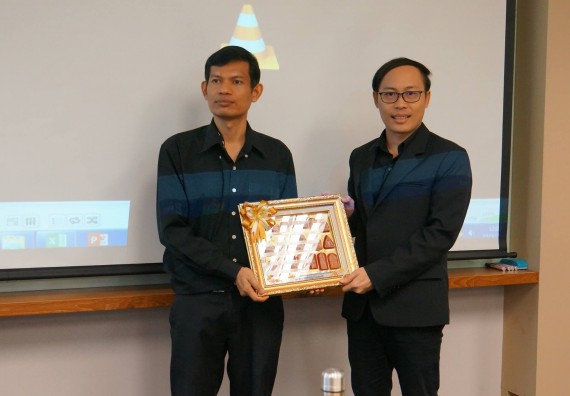 ภาพกิจกรรม โปรแกรมวิชาวิทยาการคอมพิวเตอร์ จัดโครงการศึกษาดูงานสถานประกอบการและทัศนศึกษา ประจำปี 2559