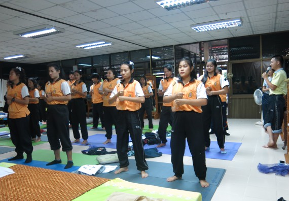 ภาพกิจกรรม โปรแกรมวิชาสาธารณสุขศาสตร์ จัดการอบรม เรื่อง การนวดตัวเพื่อสุขภาพ