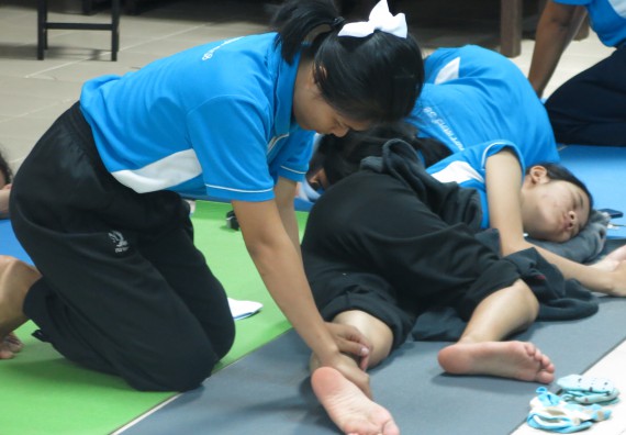 ภาพกิจกรรม โปรแกรมวิชาสาธารณสุขศาสตร์ จัดการอบรม เรื่อง การนวดตัวเพื่อสุขภาพ