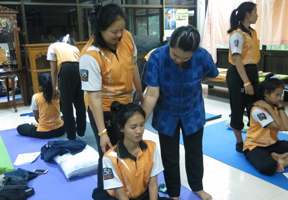 ภาพกิจกรรม โปรแกรมวิชาสาธารณสุขศาสตร์ จัดการอบรม เรื่อง การนวดตัวเพื่อสุขภาพ