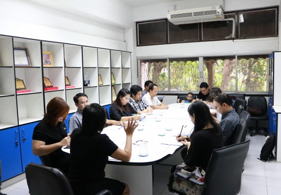 ภาพกิจกรรม คณะวิทยาศาสตร์และเทคโนโลยี จัดการประชุมเพื่อวางแผนการประชาสัมพันธ์หลักสูตรที่ไม่เป็นไปตามแผนการรับนักศึกษา ปีการศึกษา 2560