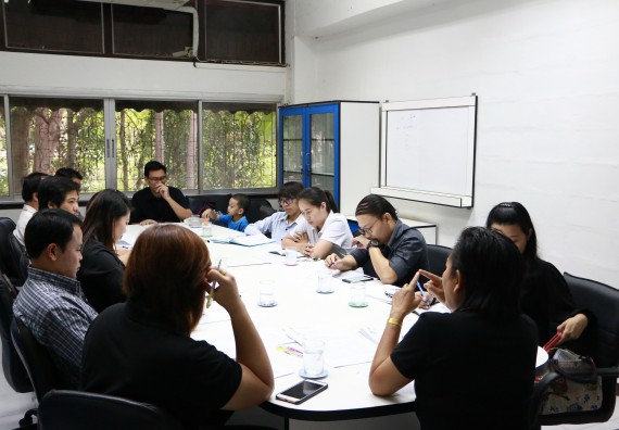 ภาพกิจกรรม คณะวิทยาศาสตร์และเทคโนโลยี จัดการประชุมเพื่อวางแผนการประชาสัมพันธ์หลักสูตรที่ไม่เป็นไปตามแผนการรับนักศึกษา ปีการศึกษา 2560