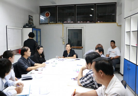 ภาพกิจกรรม คณะวิทยาศาสตร์และเทคโนโลยี จัดการประชุมเพื่อวางแผนการประชาสัมพันธ์หลักสูตรที่ไม่เป็นไปตามแผนการรับนักศึกษา ปีการศึกษา 2560