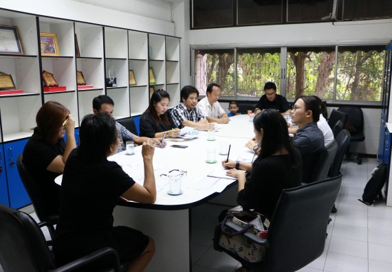 ภาพกิจกรรม คณะวิทยาศาสตร์และเทคโนโลยี จัดการประชุมเพื่อวางแผนการประชาสัมพันธ์หลักสูตรที่ไม่เป็นไปตามแผนการรับนักศึกษา ปีการศึกษา 2560