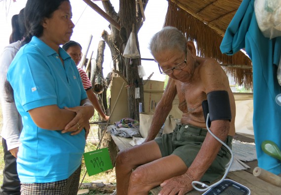 ภาพกิจกรรม ศูนย์บริการทางการแพทย์แผนไทยและการแพทย์ทางเลือก จัดการอบรมการดูแลตนเองด้วยการแพทย์ทางเลือก