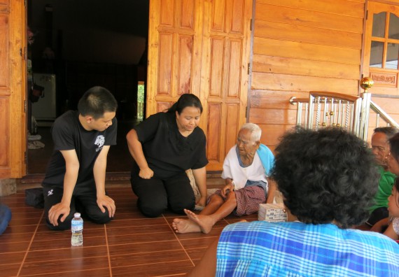 ภาพกิจกรรม ศูนย์บริการทางการแพทย์แผนไทยและการแพทย์ทางเลือก จัดการอบรมการดูแลตนเองด้วยการแพทย์ทางเลือก