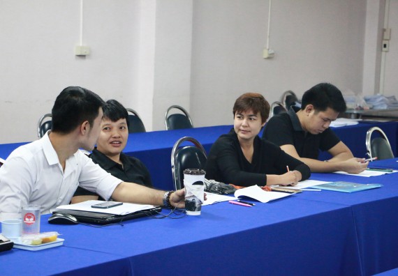 ภาพกิจกรรม คณะวิทยาศาสตร์และเทคโนโลยี จัดการอบรมเชิงปฏิบัติการ เรื่อง การเตรียมความพร้อมเพื่อเข้าสู่ตำแหน่งชำนาญการของพนักงานสายสนับสนุน