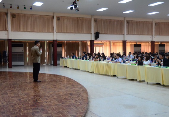 ภาพกิจกรรม คณะวิทยาศาสตร์และเทคโนโลยี เข้าร่วมโครงการประชุมเชิงปฏิบัติการ เรื่อง การเขียนโครงการเพื่อจัดทำงบประมาณบูรณาการตามยุทธศาสตร์และตัวชี้วัด ประจำปีงบประมาณ 2561