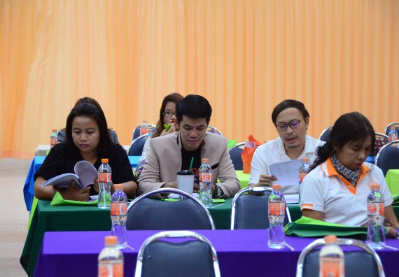 ภาพกิจกรรม คณะวิทยาศาสตร์และเทคโนโลยี เข้าร่วมโครงการประชุมเชิงปฏิบัติการ เรื่อง การเขียนโครงการเพื่อจัดทำงบประมาณบูรณาการตามยุทธศาสตร์และตัวชี้วัด ประจำปีงบประมาณ 2561