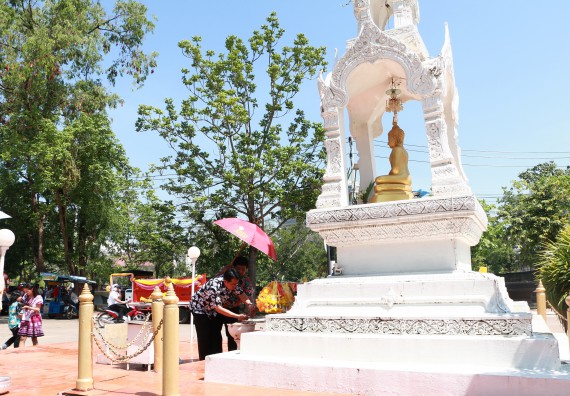 ภาพกิจกรรม คณะวิทยาศาสตร์และเทคโนโลยี เข้าร่วมกิจกรรมทำบุญปีใหม่ไทย