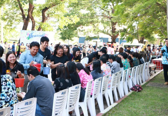 ภาพกิจกรรม คณะวิทยาศาสตร์และเทคโนโลยี เข้าร่วมกิจกรรมทำบุญปีใหม่ไทย