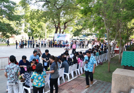 ภาพกิจกรรม คณะวิทยาศาสตร์และเทคโนโลยี เข้าร่วมกิจกรรมทำบุญปีใหม่ไทย