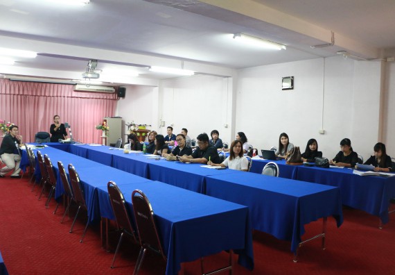 ภาพกิจกรรม คณะวิทยาศาสตร์และเทคโนโลยี จัดการอบรมเชิงปฏิบัติการ เรื่อง การประกันคุณภาพการศึกษาระดับหลักสูตร