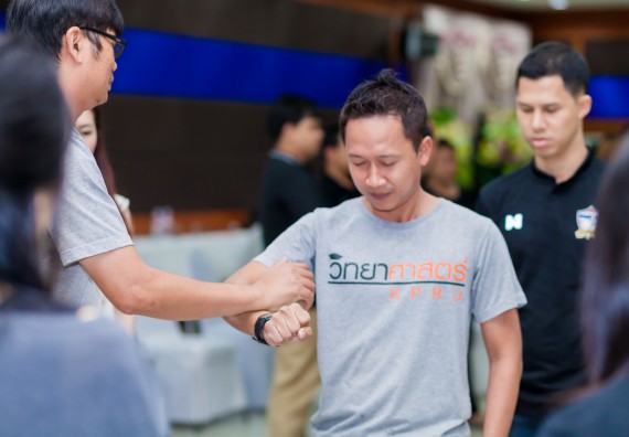 ภาพกิจกรรม คณะวิทยาศาสตร์และเทคโนโลยี จัดโครงการอบรมเชิงปฏิบัติการ กิจกรรมรักองค์กร