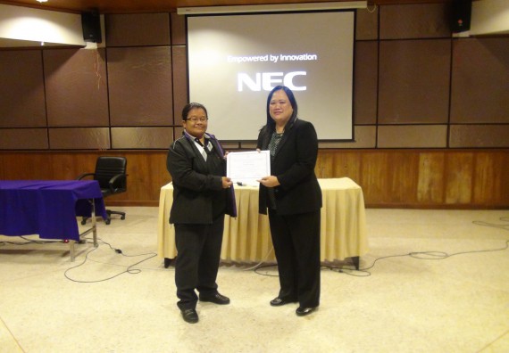 ภาพกิจกรรม โปรแกรมวิชาวิทยาการคอมพิวเตอร์ จัดกิจกรรมเผยแพร่ผลงานวิจัยและนวัตกรรมของนักศึกษาระดับปริญญาตรี