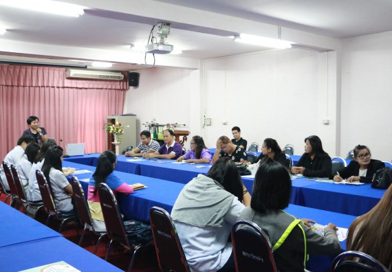 ภาพกิจกรรม ศูนย์ส่งเสริมและตรวจสอบการผลิตตามมาตรฐานความปลอดภัยอาหาร จัดการอบรมเชิงปฏิบัติการ เรื่อง การขออนุญาตด้านอาหารทางอินเตอร์เน็ต