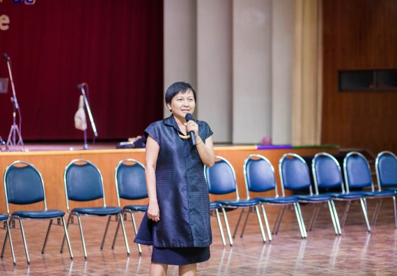 ภาพกิจกรรม คณะวิทยาศาสตร์และเทคโนโลยี จัดกิจกรรม goodbye senior'56 คณะวิทยาศาสตร์และเทคโนโลยี