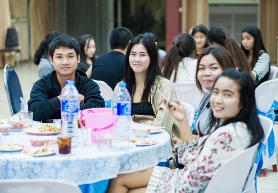 ภาพกิจกรรม คณะวิทยาศาสตร์และเทคโนโลยี จัดกิจกรรม goodbye senior'56 คณะวิทยาศาสตร์และเทคโนโลยี