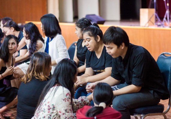 ภาพกิจกรรม คณะวิทยาศาสตร์และเทคโนโลยี จัดกิจกรรม goodbye senior'56 คณะวิทยาศาสตร์และเทคโนโลยี