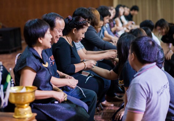 ภาพกิจกรรม คณะวิทยาศาสตร์และเทคโนโลยี จัดกิจกรรม goodbye senior'56 คณะวิทยาศาสตร์และเทคโนโลยี