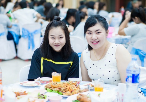 ภาพกิจกรรม คณะวิทยาศาสตร์และเทคโนโลยี จัดกิจกรรม goodbye senior'56 คณะวิทยาศาสตร์และเทคโนโลยี