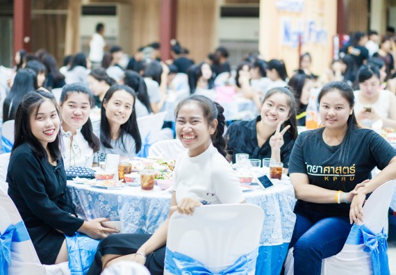 ภาพกิจกรรม คณะวิทยาศาสตร์และเทคโนโลยี จัดกิจกรรม goodbye senior'56 คณะวิทยาศาสตร์และเทคโนโลยี