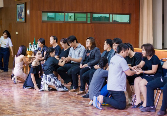 ภาพกิจกรรม คณะวิทยาศาสตร์และเทคโนโลยี จัดกิจกรรม goodbye senior'56 คณะวิทยาศาสตร์และเทคโนโลยี