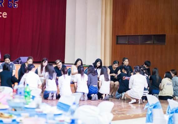 ภาพกิจกรรม คณะวิทยาศาสตร์และเทคโนโลยี จัดกิจกรรม goodbye senior'56 คณะวิทยาศาสตร์และเทคโนโลยี