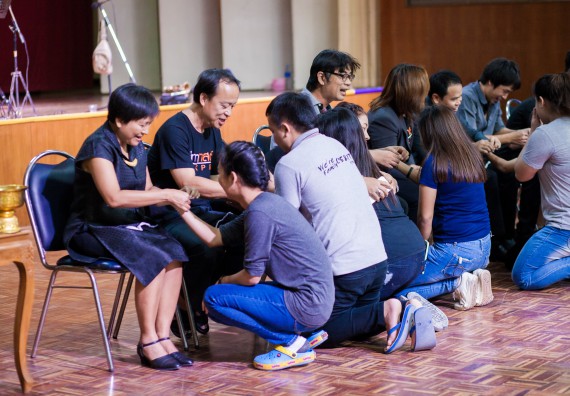 ภาพกิจกรรม คณะวิทยาศาสตร์และเทคโนโลยี จัดกิจกรรม goodbye senior'56 คณะวิทยาศาสตร์และเทคโนโลยี