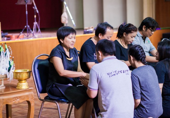 ภาพกิจกรรม คณะวิทยาศาสตร์และเทคโนโลยี จัดกิจกรรม goodbye senior'56 คณะวิทยาศาสตร์และเทคโนโลยี