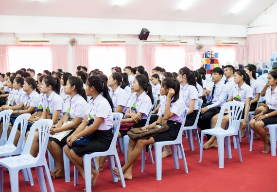 ภาพกิจกรรม  สโมสรนักศึกษาคณะวิทยาศาสตร์และเทคโนโลยี จัดโครงการปฐมนิเทศนักศึกษาใหม่ คณะวิทยาศาสตร์และเทคโนโลยี ประจำปี 2560
