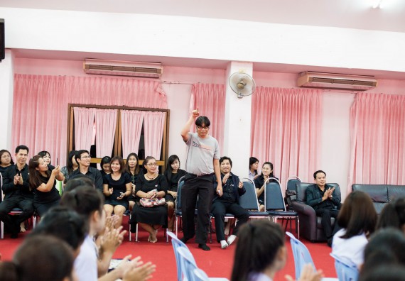 ภาพกิจกรรม  สโมสรนักศึกษาคณะวิทยาศาสตร์และเทคโนโลยี จัดโครงการปฐมนิเทศนักศึกษาใหม่ คณะวิทยาศาสตร์และเทคโนโลยี ประจำปี 2560