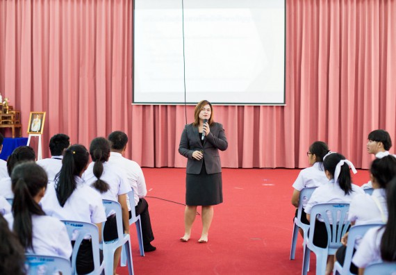 ภาพกิจกรรม  สโมสรนักศึกษาคณะวิทยาศาสตร์และเทคโนโลยี จัดโครงการปฐมนิเทศนักศึกษาใหม่ คณะวิทยาศาสตร์และเทคโนโลยี ประจำปี 2560